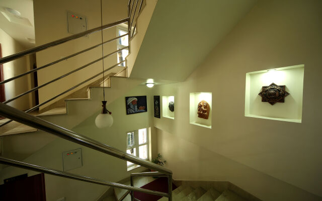 Hotel Osho Home