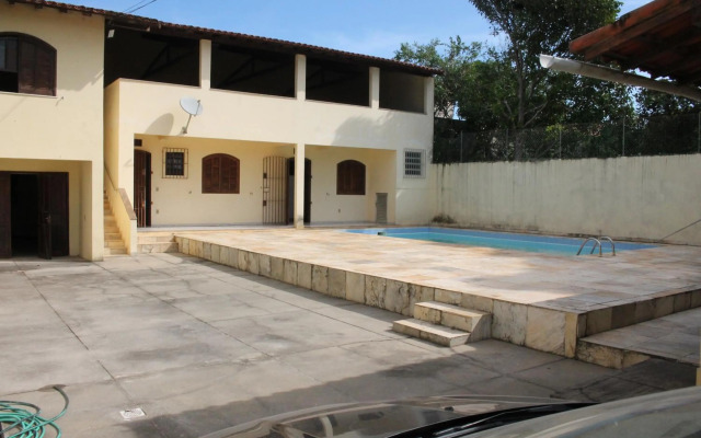 Casa muito espaçosa privativa com Piscina, Churrasqueira e área gourmet