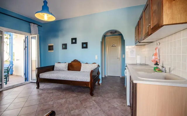 Santorious Quiet Apartment
