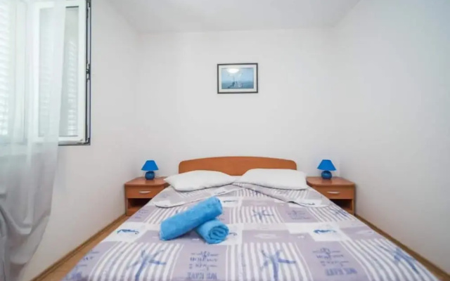Apartments Batinic - One Bedroom Apartment With Terrace
