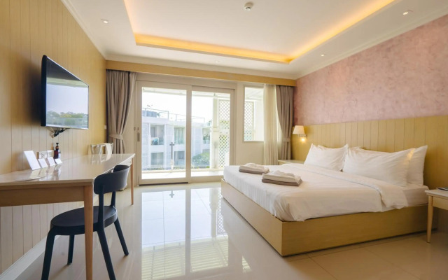 The Sea - Cret Hua Hin