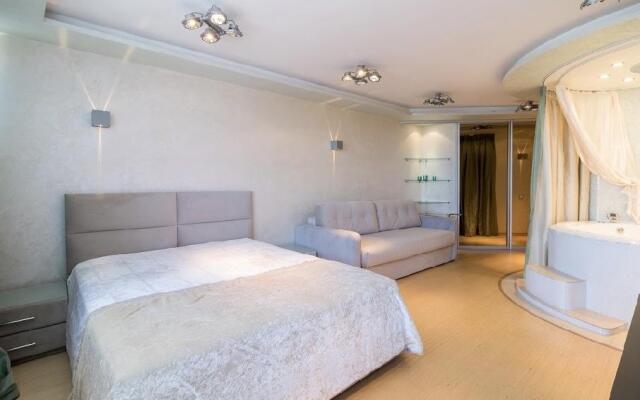 Around the clock on Ostrovsky Street