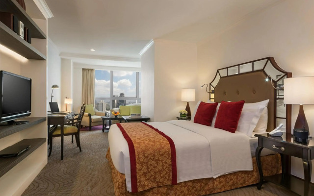 Discovery Suites