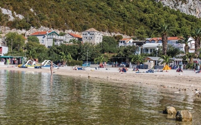 Awesome Home in Klek With Wifi and 2 Bedrooms