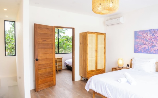 Santara Villa Ubud – Guest Rooms – Ubud