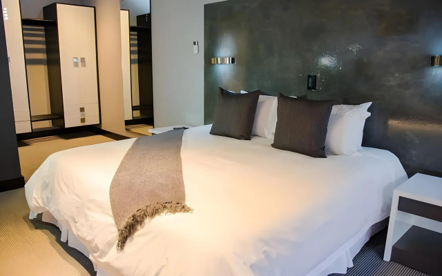 City Living Boutique Hotel