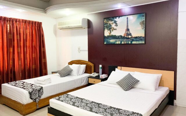 Hotel Tropical Daisy