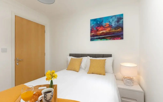 KVM - Peacock Apartment