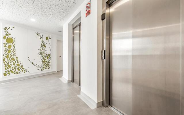 Ocean Garden Apartment With Seaview.