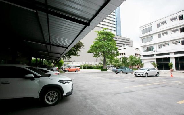 Annex Lumpini Bangkok