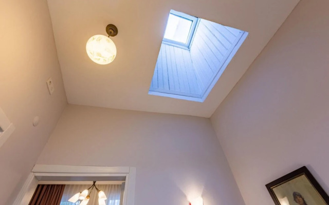 Duplex House Near Trendy Attractions in Sisli