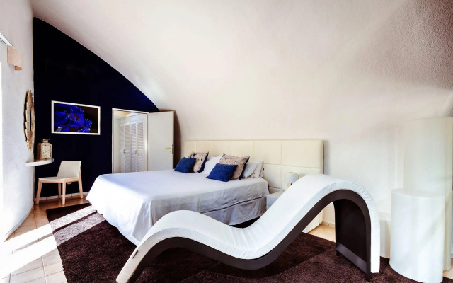 Livvo Risco del Gato Suites Hotel
