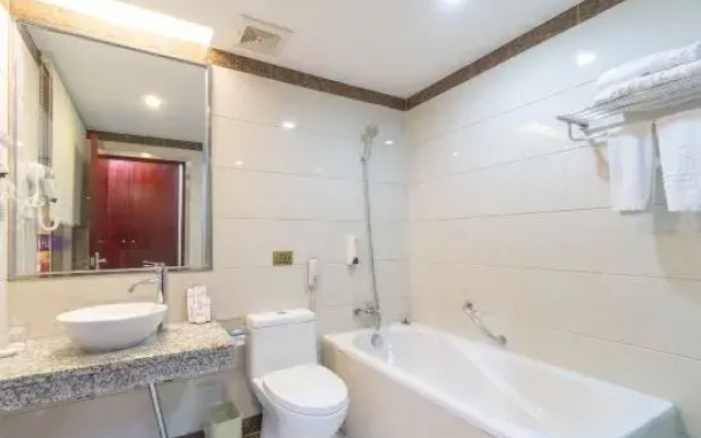 Kaiping Hotel