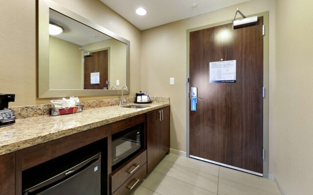 Hampton Inn & Suites Gulfport I-10