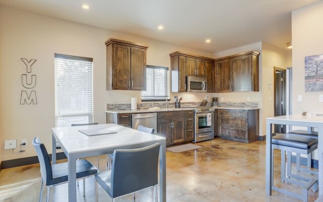 Urban Roundabout 2 Bedroom Home by RedAwning