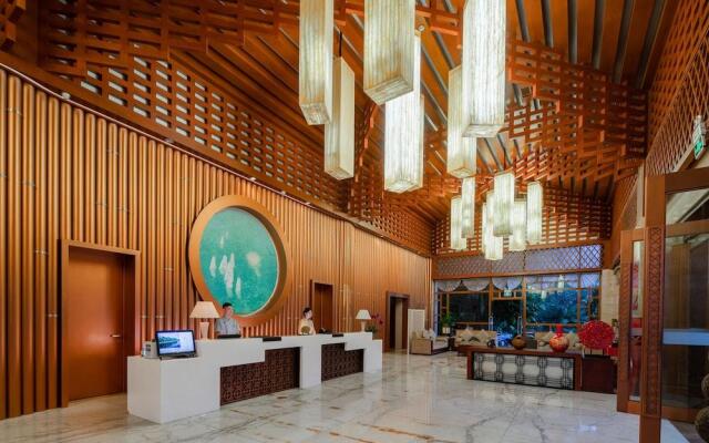 New Century SPA and Resort PUER