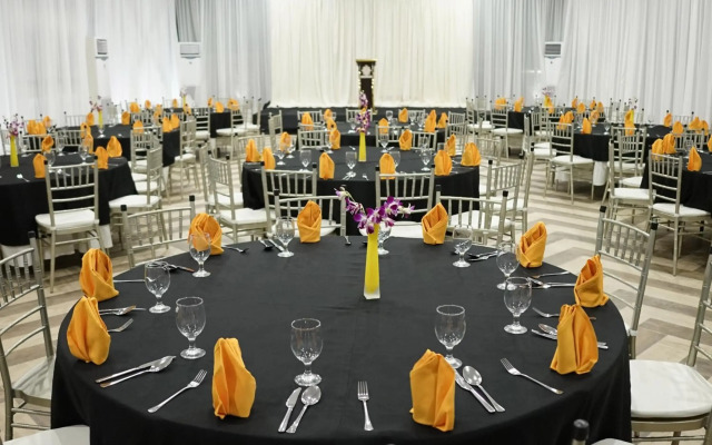 Grand Regal Hotel Davao
