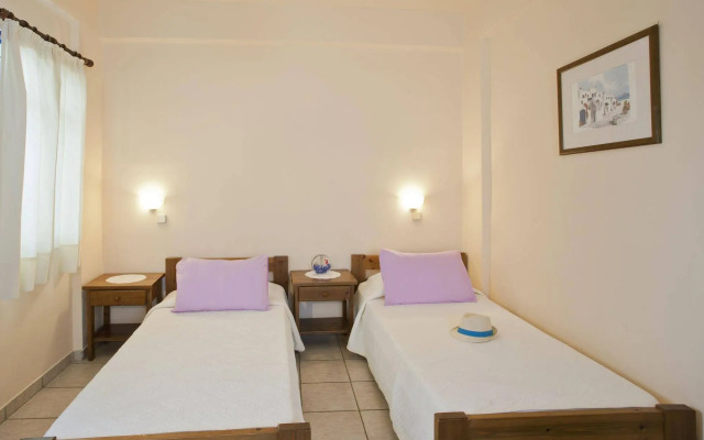 Stefano Apartments