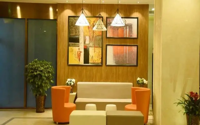 Jinjiang Inn Select Lanzhou Peili Square