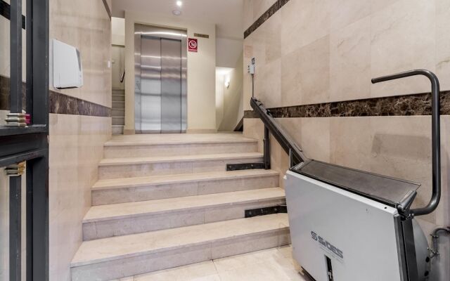 Madrid Sur Apartments by Olala Homes