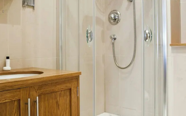 John's Mews by Onefinestay