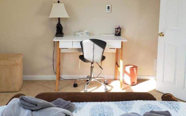 Oceanfront Penthouse with Family & Friends