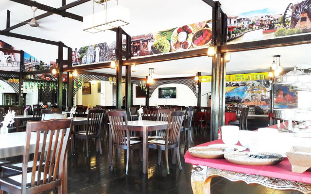 Shah's Beach Resort