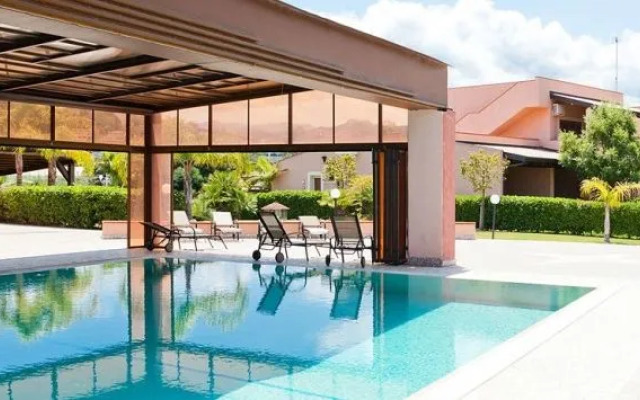 Tindari Resort & Marina Beach