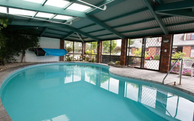 Alton Lodge Motel