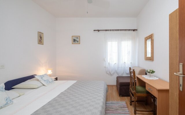 A1 - apt Near Beach With Patio, Parking and Grill