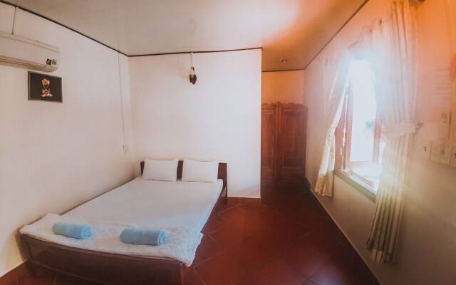 Be Home 3 Hostel and Bungalow