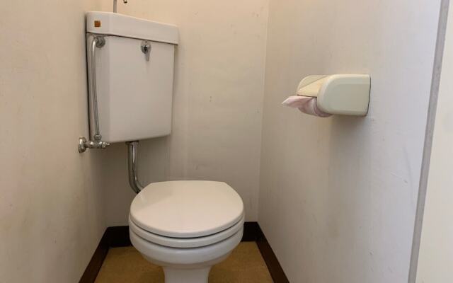 Spacious Studio West Shinjuku