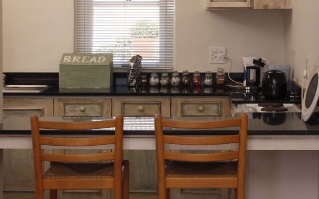 Auberge Burgundy Guest House