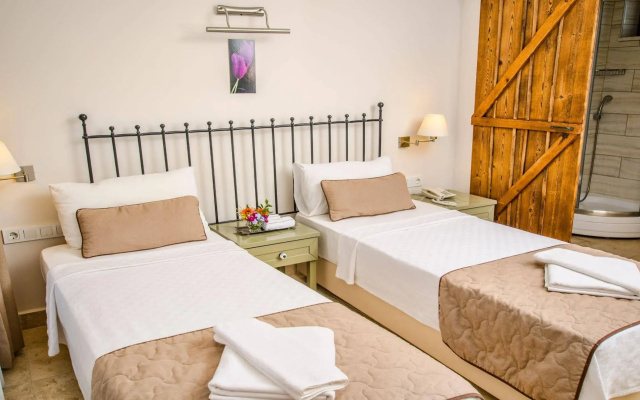 Assos Oleas Hotel