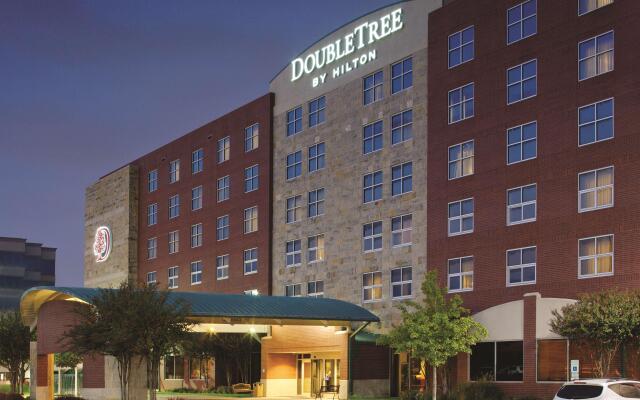 DoubleTree by Hilton Dallas - Farmers Branch