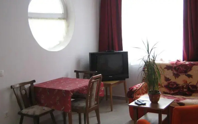 Keresztes Apartmanház Balatonlelle