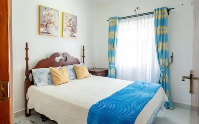 2BR Apartment in Mombasa - Pool & Near Beach