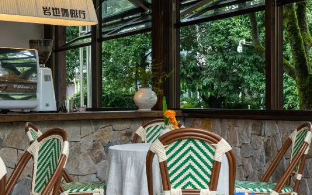 Tengchong Lanting Meishu Wenquan Homestay — 4-star hotel in Baoshan