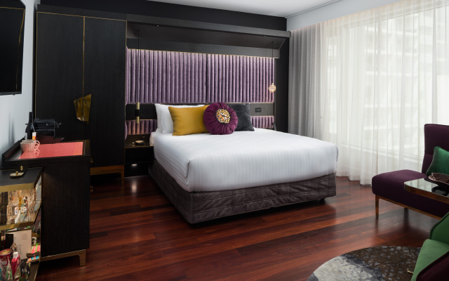QT Perth – Guest Rooms – Perth