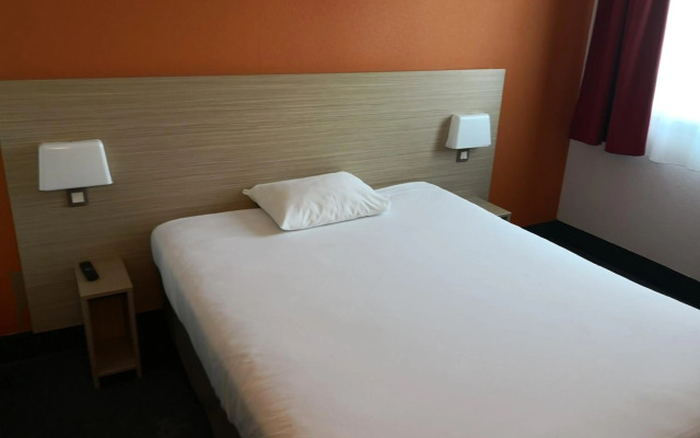 Première Classe Istres