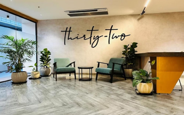 32 Urban by Akoya Hotels - Gachibowli, West Hyderabad