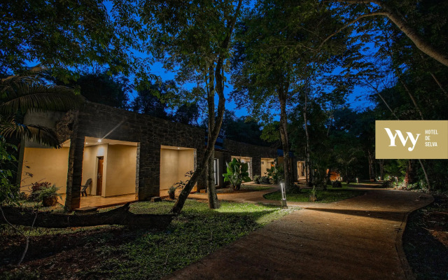 Yvy Hotel de Selva