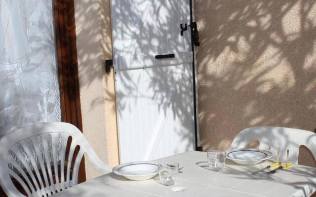 Maison Gruissan, 1 pièce, 4 personnes - FR-1-229-114