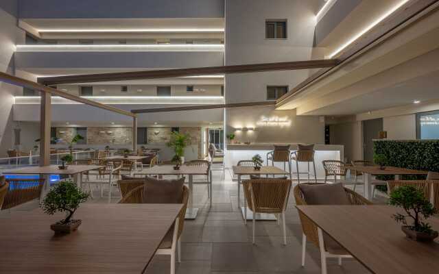 Sandy Seaside Suites