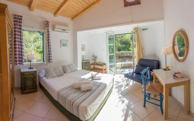 Villa Daphne - Agios Nikitas Villas