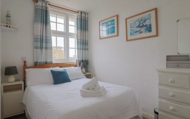 Flat F Bay House