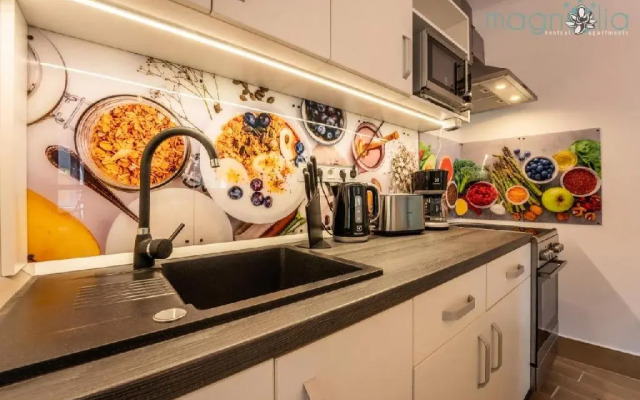 . Magnolia Central Apartment