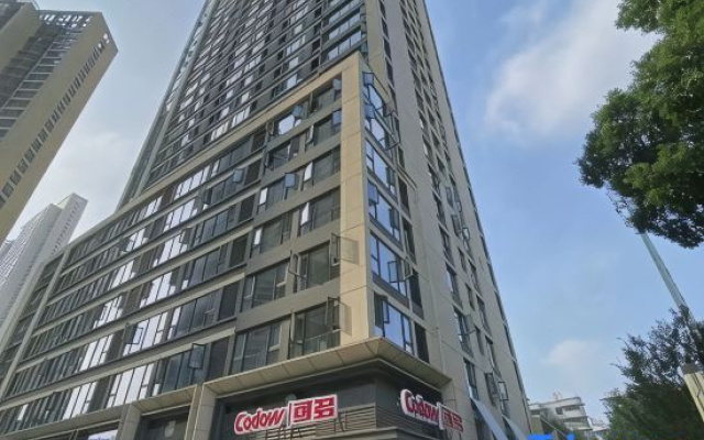 Shangyuan Boutique Stay Movie Apartment (Zhongjiacun Subway Station Guiyuan Temple)