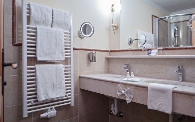 VIER JAHRESZEITEN Wellnessresort Achensee