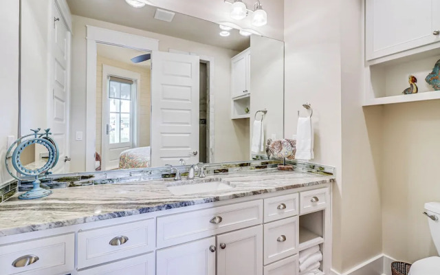 Seaside Shanty 125 SE